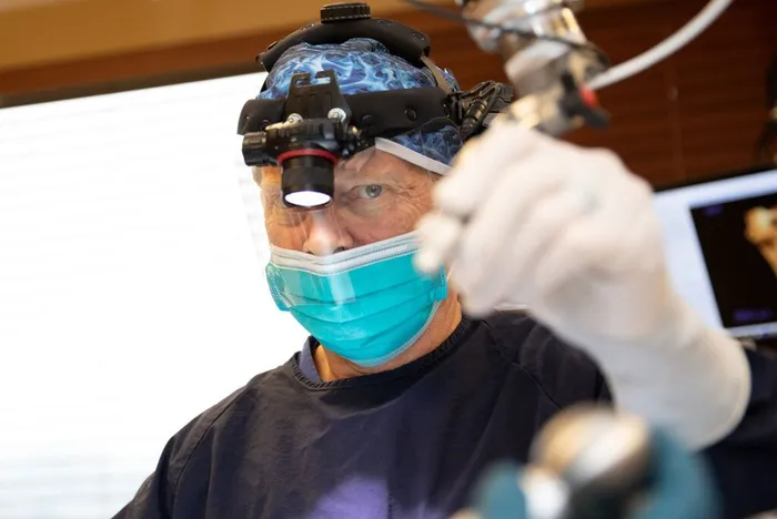 Emergency dental care consultation